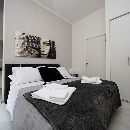 White Rooms Реджо-ди-Калабрия Экстерьер фото