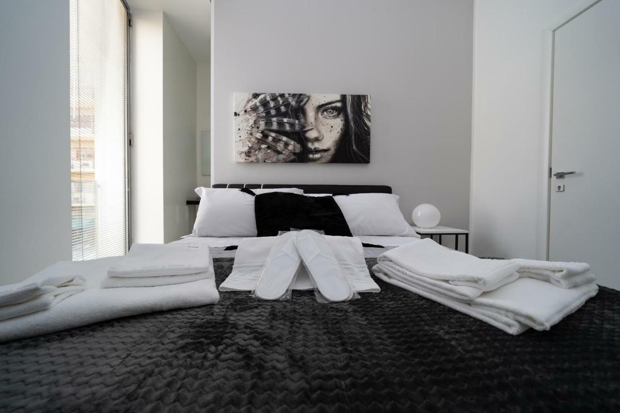 White Rooms Реджо-ди-Калабрия Экстерьер фото
