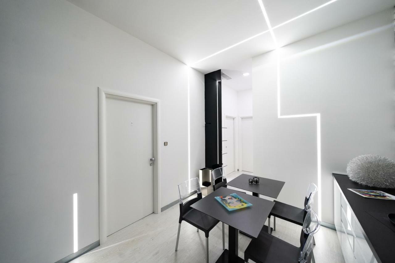 White Rooms Реджо-ди-Калабрия Экстерьер фото